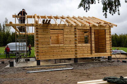 karhunpesa sauna katto 36